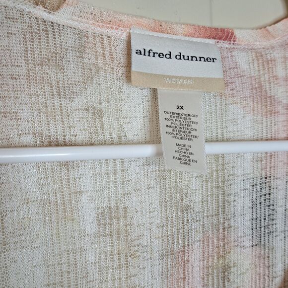 Alfred Dunner Women Combo Top Cardigan With Tank Floral Roses Size Plus 2X - Picture 4 of 9